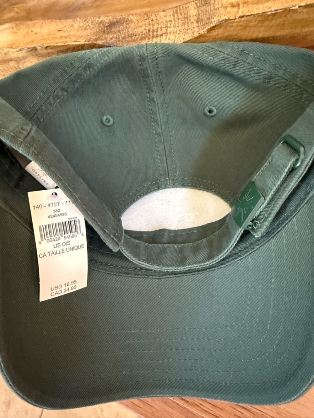 Aerie Offline Hat NWT - Picture 2 of 3